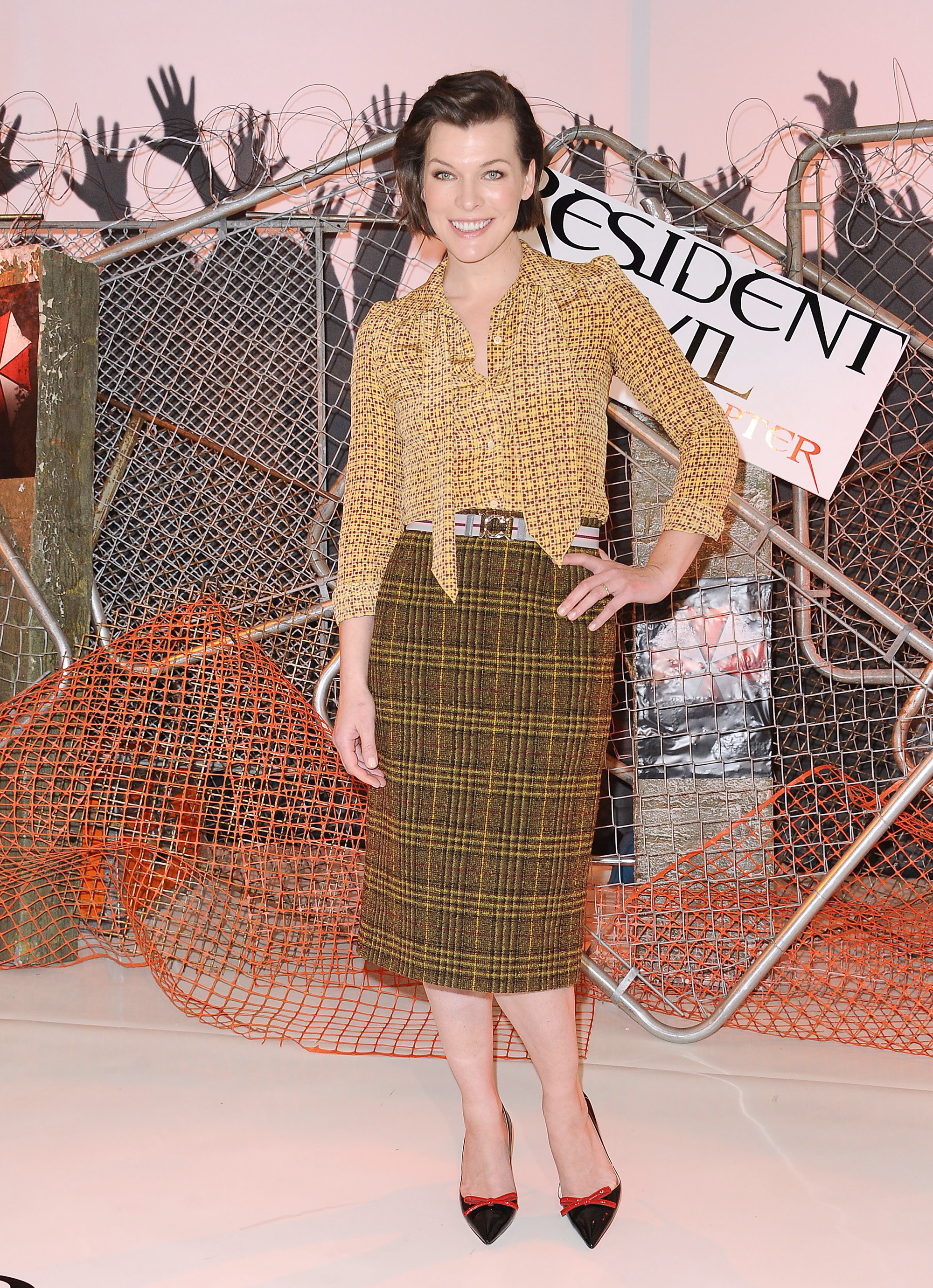 Milla Jovovich What's in my bag