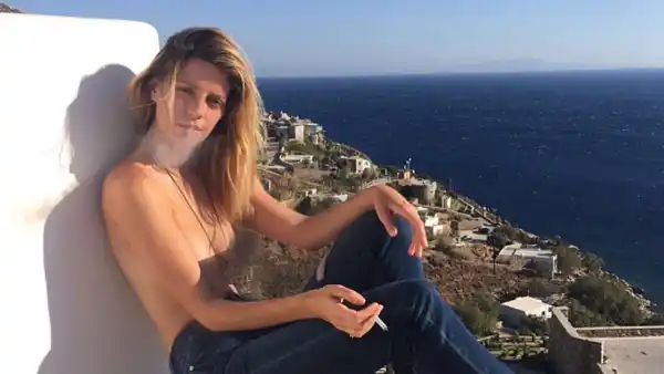 Mischa Barton topless censored Instagram