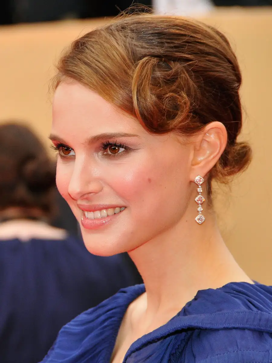Natalie Portman beauty red carpet looks 2008