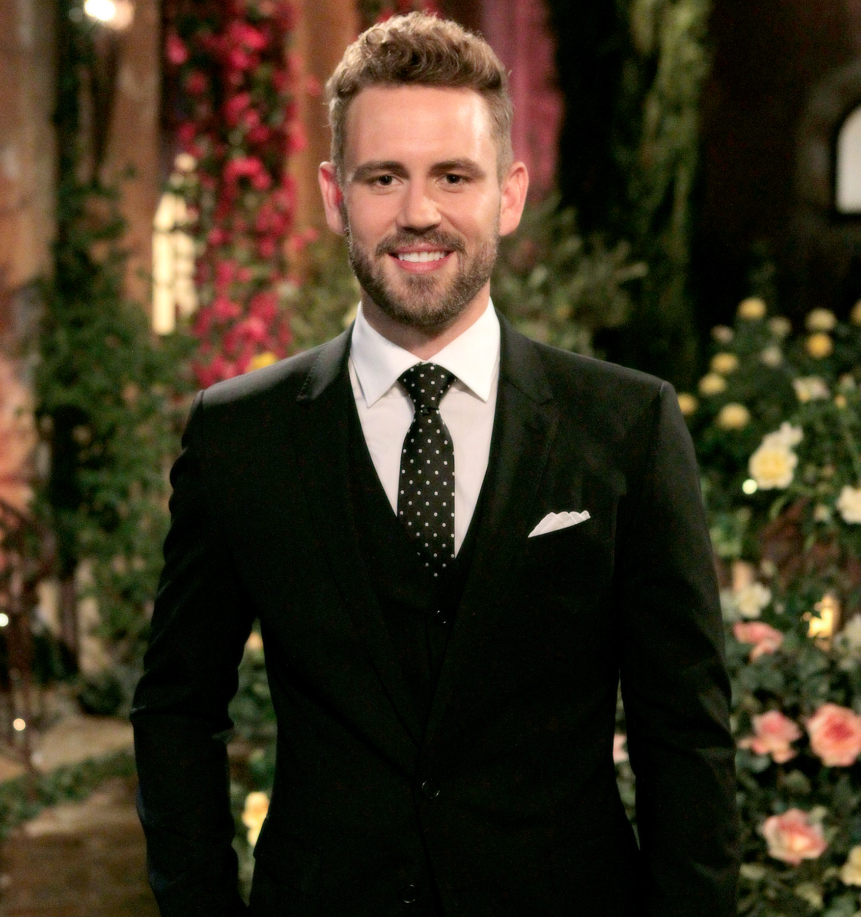 Nick viall zoom 9abda637 3905 4e76 b5fe 8c8a7783c32b