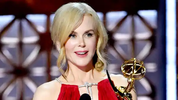 Nicole kidman emmys 2017 ec0237d4 0f61 411d 827e 6b2866bef0d5