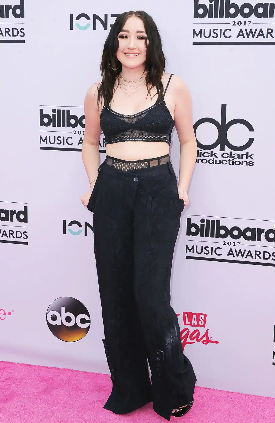 noah cyrus