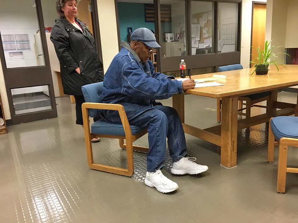 O.J. Simpson, Released, Prison