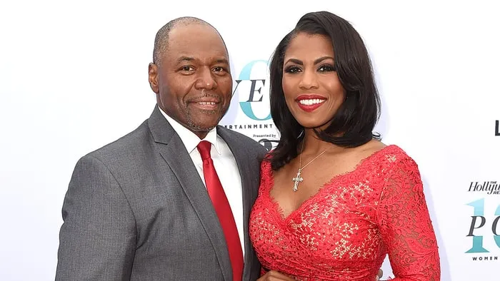 Omorosa marries John Allen Newman