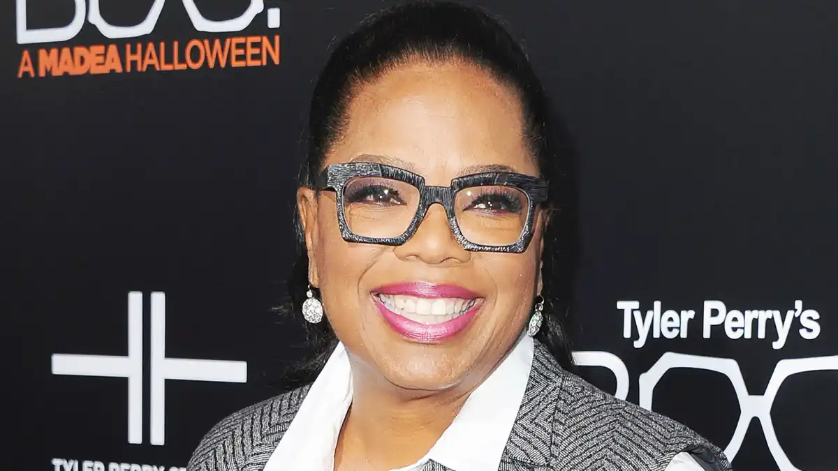 Oprah Winfrey arrives at the Los Angeles Premiere "Boo! A Madea Halloween" on October 17, 2016 in Hollywood, California.