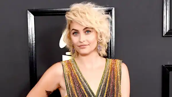 Paris jackson grammys zoom 5e746c17 80f6 47bd 9479 66fd49a96c6e