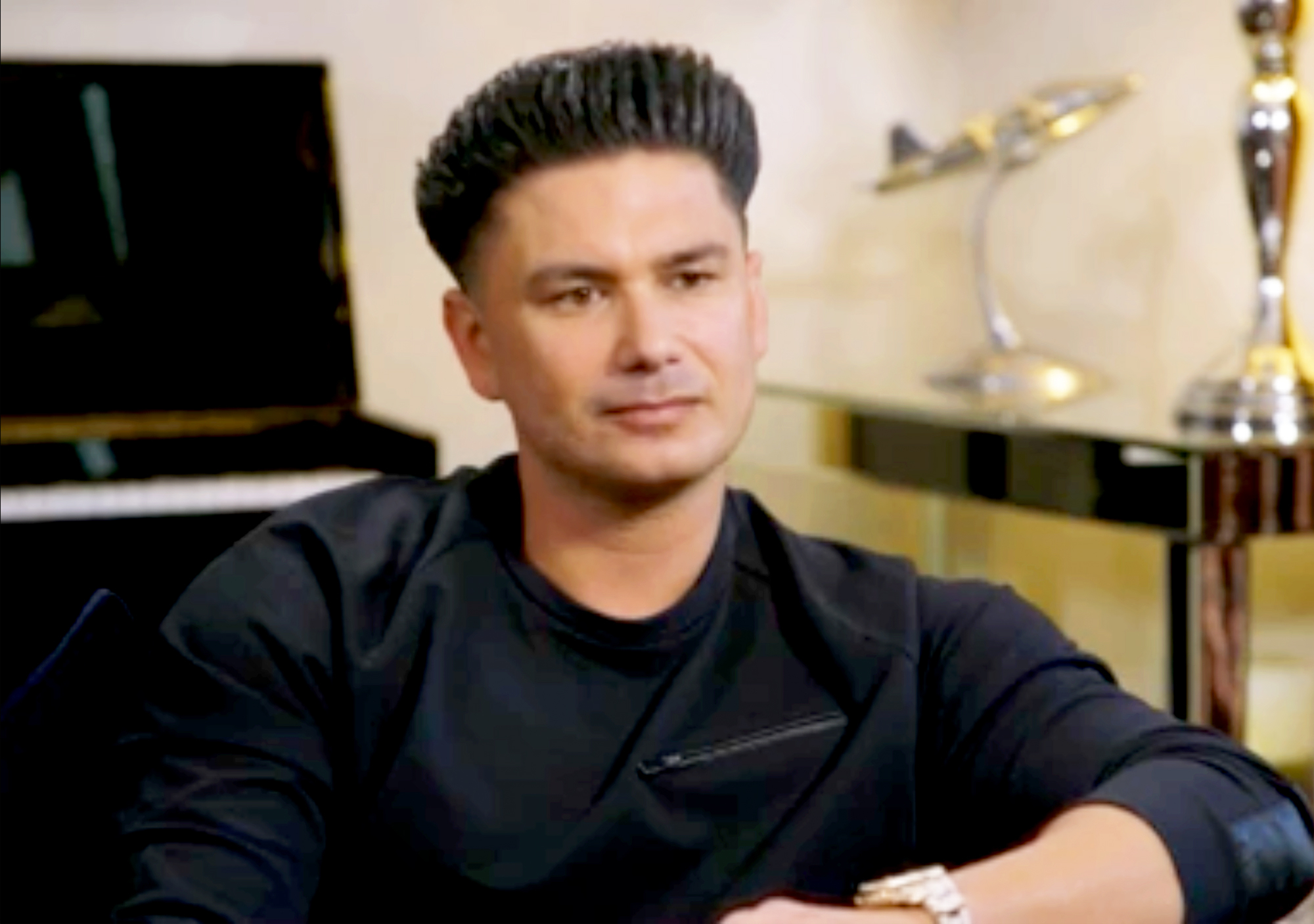 Pauly D Hollywood Medium