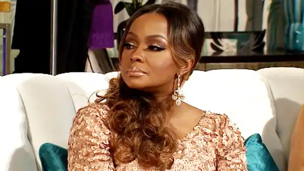 Phaedra zoom a05c8faf 548d 4d09 a663 aaaf0a213462