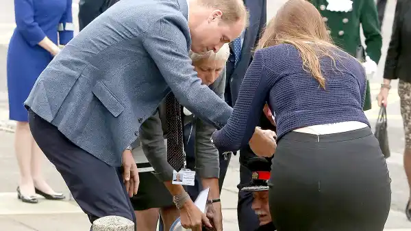 Prince william helps jonathon douglas zoom 9367b3f9 b7e0 4101 a287 5b323290037b