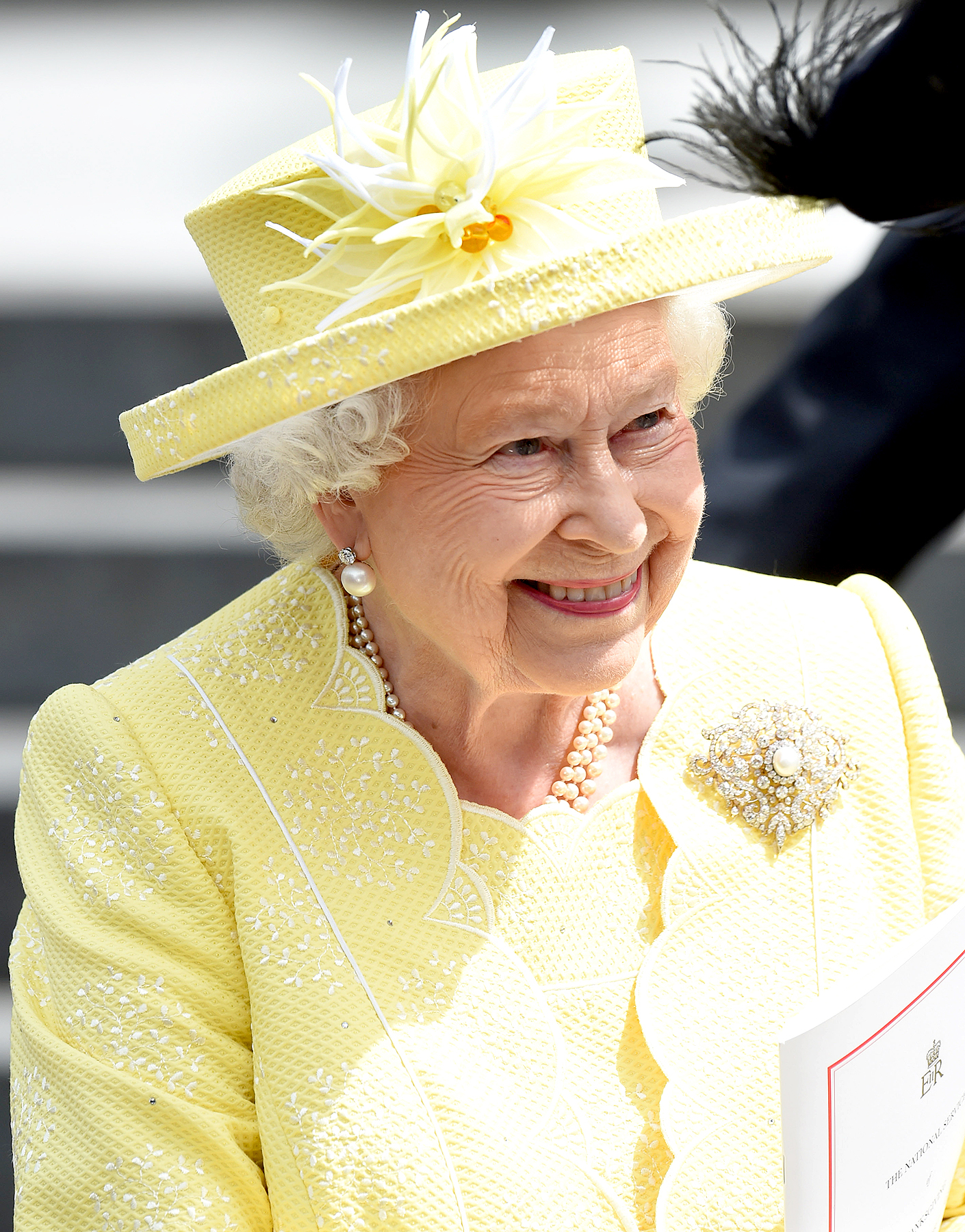 Queen elizabeth smiling zoom 331ba1fa 4e51 438c aeae 94f818d115aa