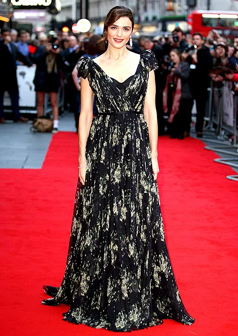 Rachel Weisz - fall florals