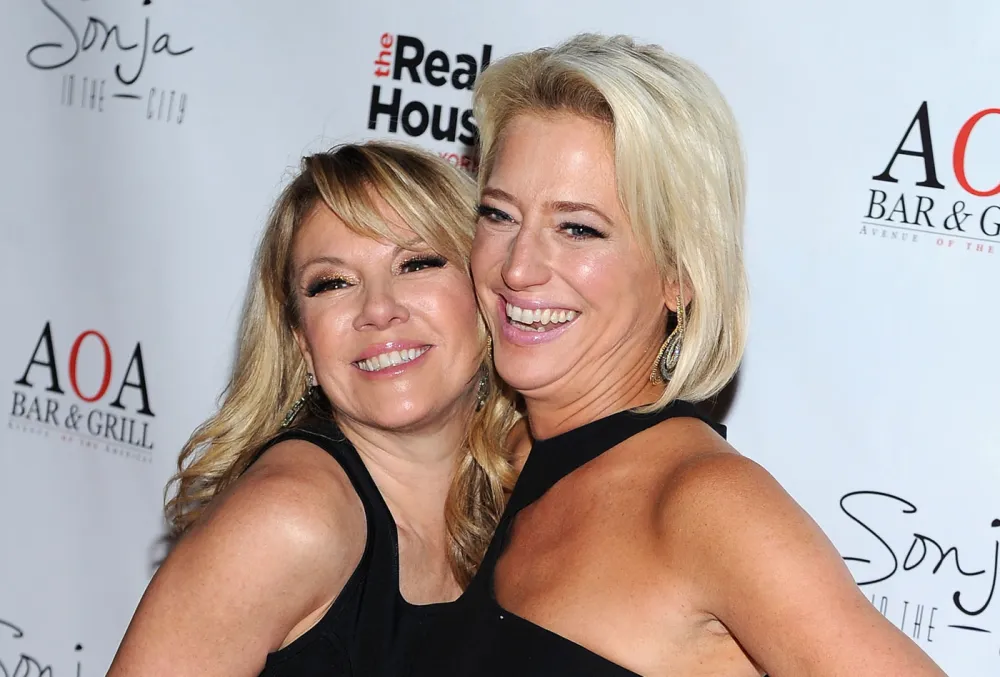 Ramona Singer and Dorinda Medley are feuding on Twitter