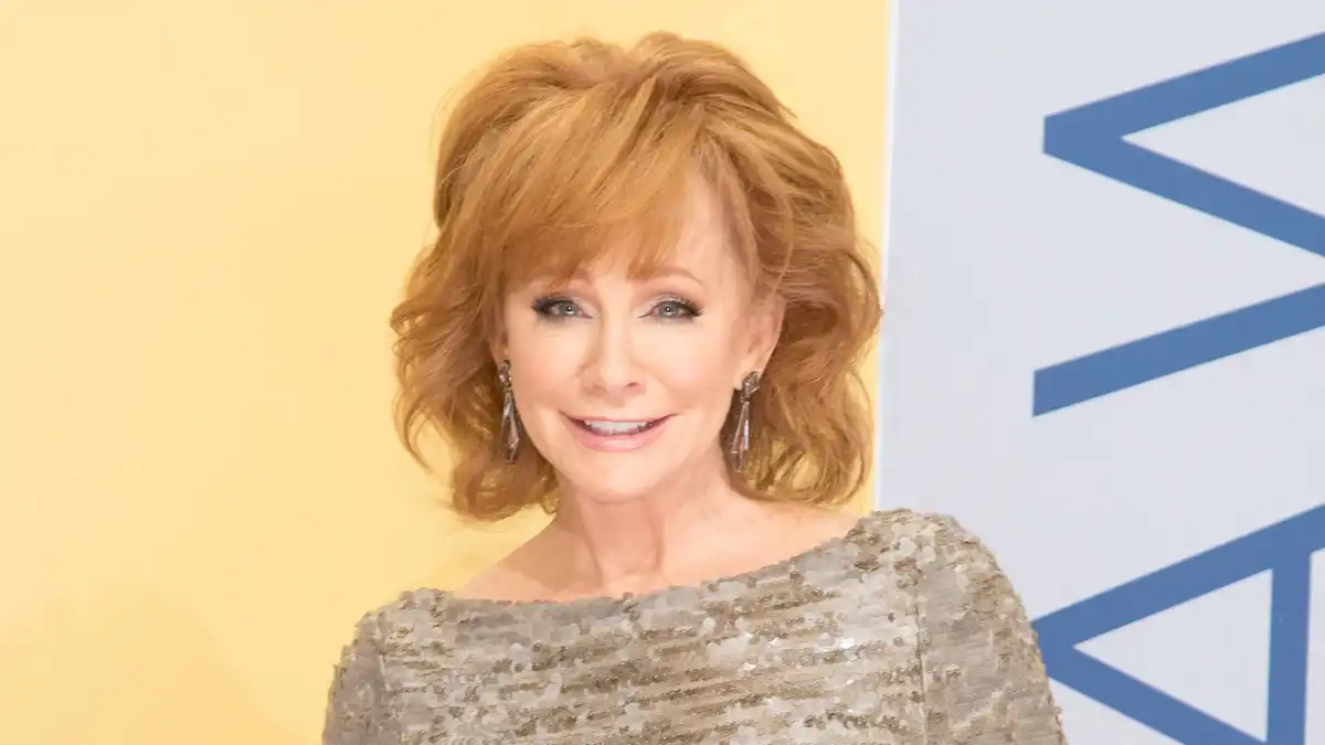 Reba McEntire What's in my bag