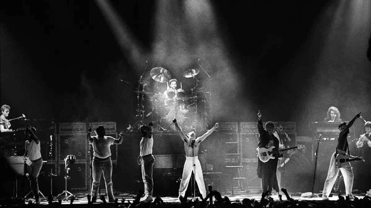 Prince performs with The Revolution in Rotterdam in 1986.