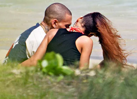rihanna chris brown hawaii