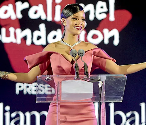 Rihanna - Diamond Ball