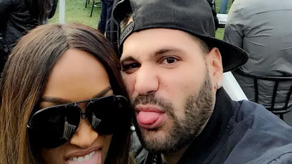 Ron malika 1dbd5fe7 dc48 4cfd 8e44 476e3dda9411