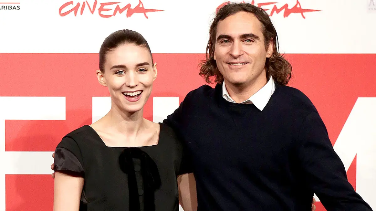 Rooney mara joaquin phoenix 41165d0d c21c 4ee1 893d aa430dd756ab