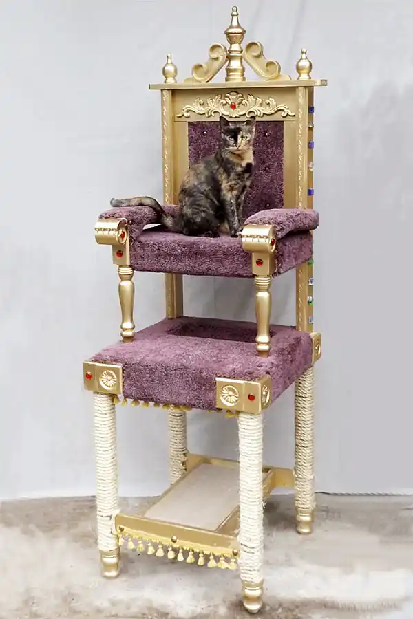 royal throne cat tree