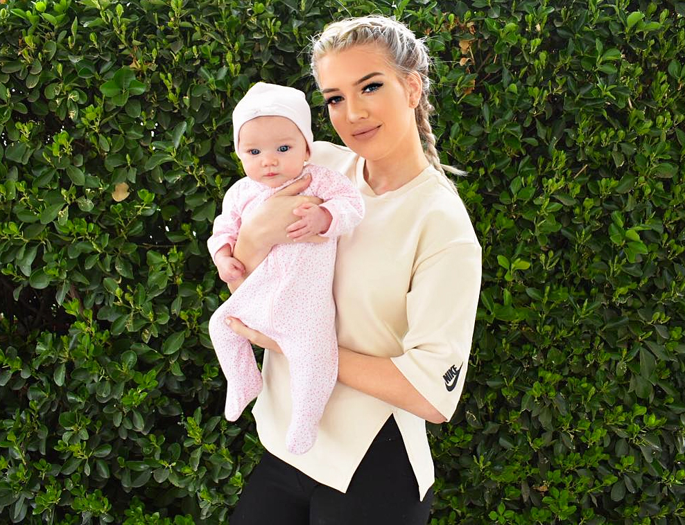 Ruth Lee postpartum belly