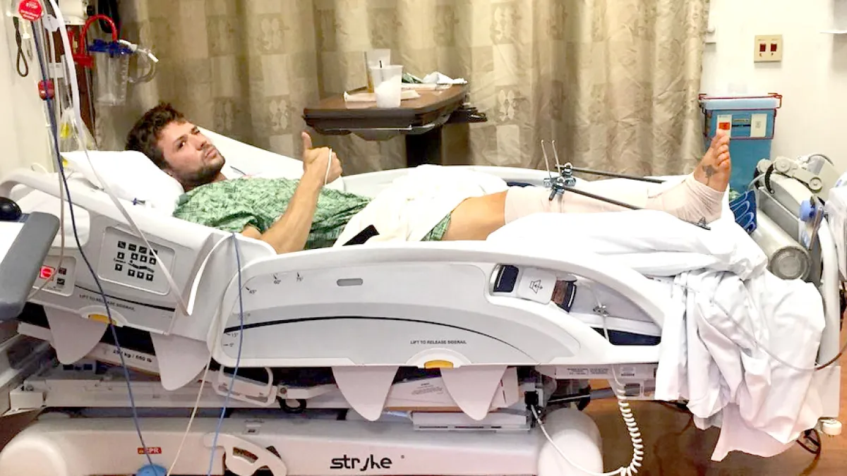 Ryan phillippe hospital fa0e4802 bcbc 48bd 94b7 52af6e2e536e