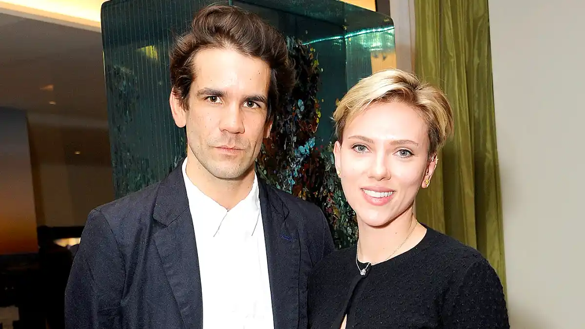 Scarlett johansson romaine duriac a05dc859 80b7 409e 93ae f5db433c1da0