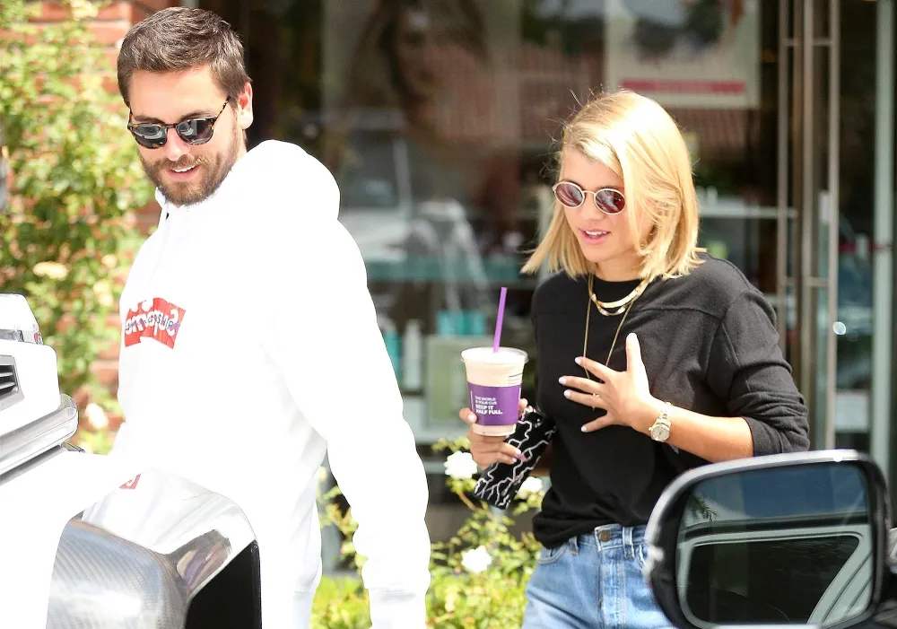 Scott Disick, Sofia Richie, Coffee, Shopping, Date
