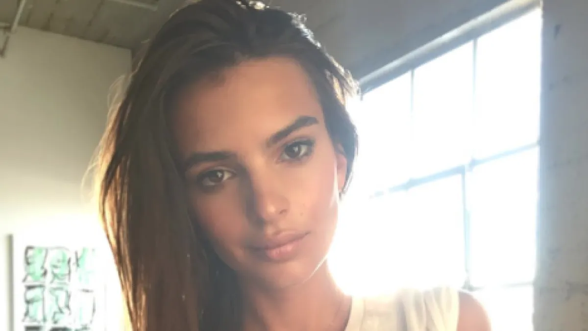 Emily Ratajkowski