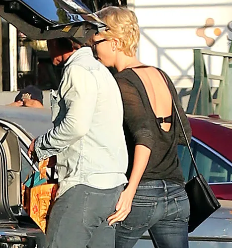 Sean Penn and Charlize Theron