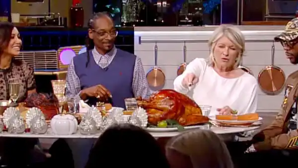 Snoop and martha zoom 54c98974 a1ae 441c b5c1 daf2ee07cff8