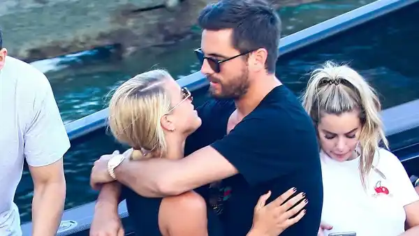 Sofia Richie, Scott Disick, Yacht, Instagram Official, Couple