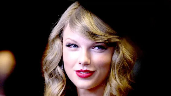 Taylor swfit 3711b01d 35de 46bf 93c6 d44dafa90905