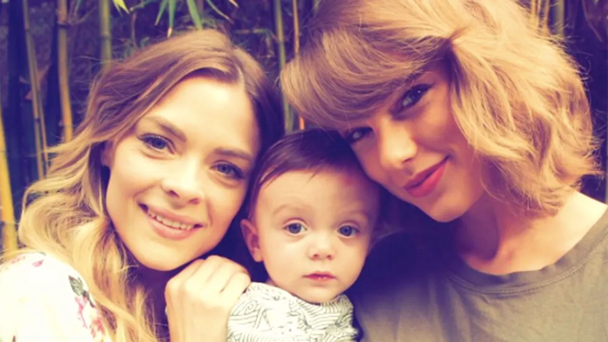 Jaime King, Taylor Swift