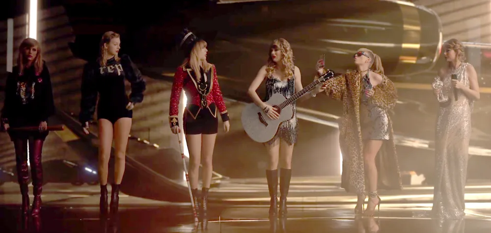 Taylor Swift in "Look What You Made Me Do"