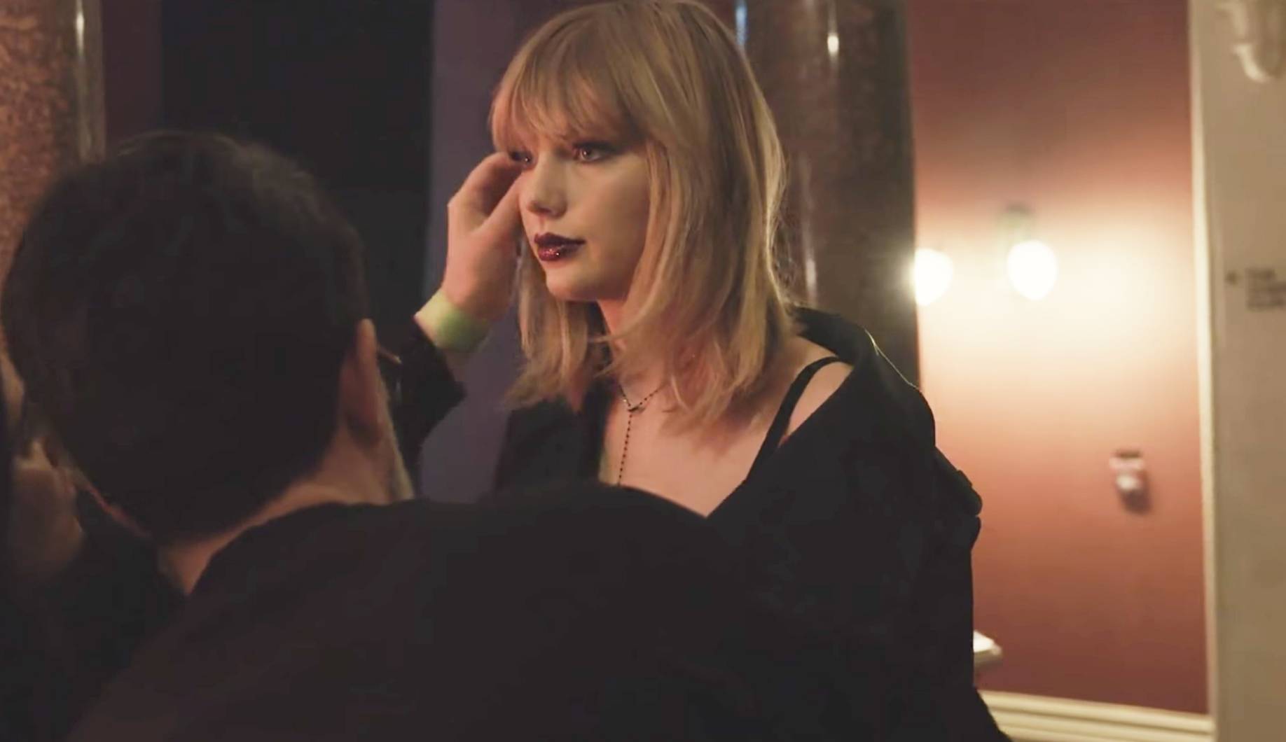 Taylor swift main thumbs c43048c4 196b 40ea a668 7a43576dcdbb