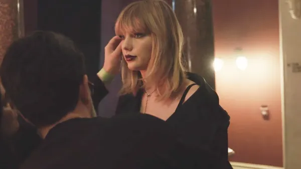 Taylor swift main thumbs c43048c4 196b 40ea a668 7a43576dcdbb