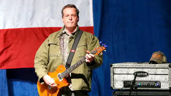 Ted nugent 2 8c7fd8f8 c2a6 4263 a89a 3adf24788244