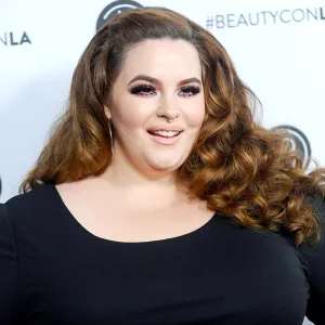 Tess Holliday attends the 5th annual Beautycon festival at Los Angeles Convention Center on August 13, 2017 in Los Angeles, California.