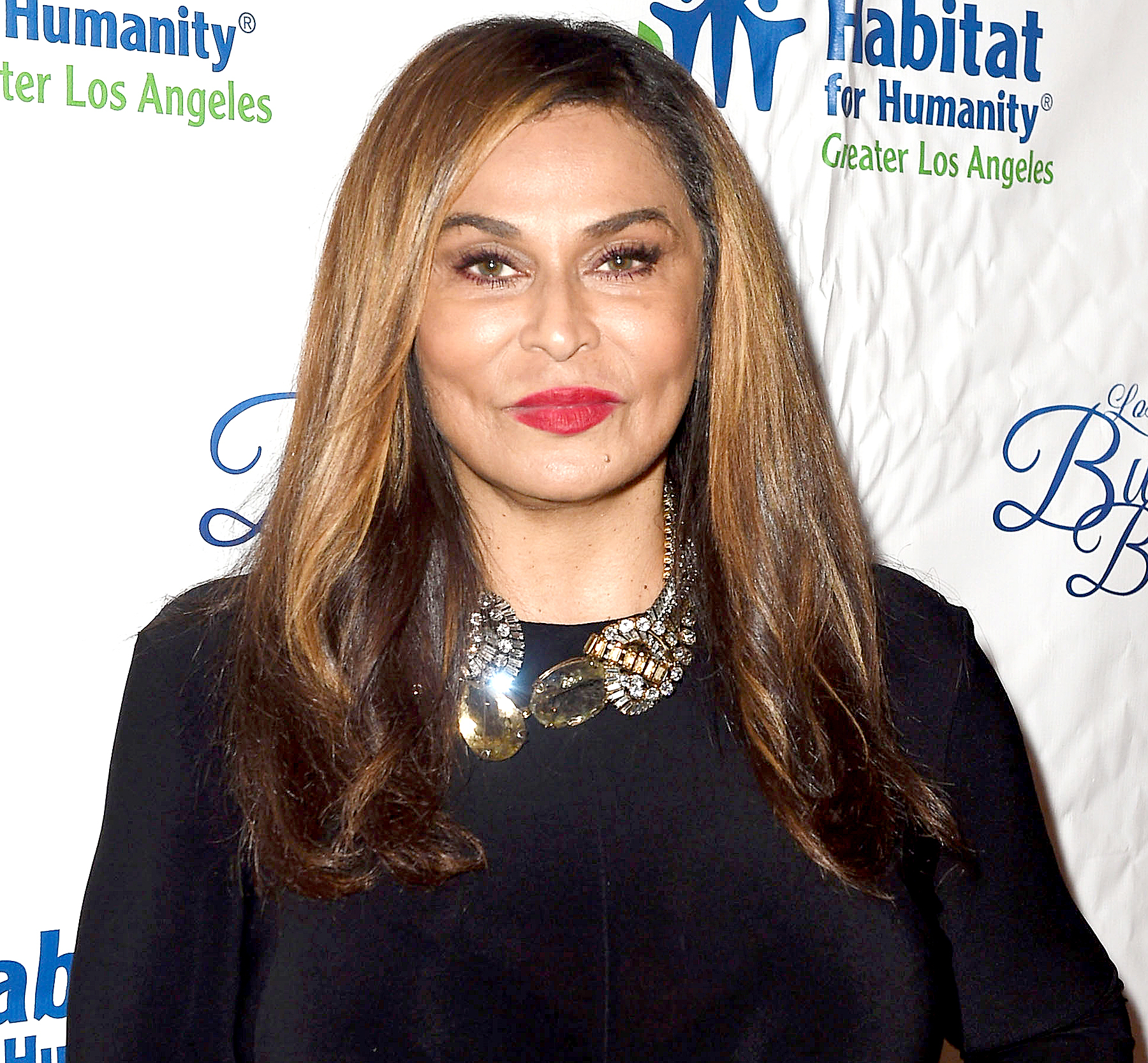 Tina Knowles Lawson arrives at the Habitat LA 2017 Los Angeles Builders Ball at The Beverly Hilton Hotel on September 28, 2017 in Beverly Hills, California.