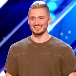 Tom london b4912480 af60 4271 b6d1 70a92c24de38