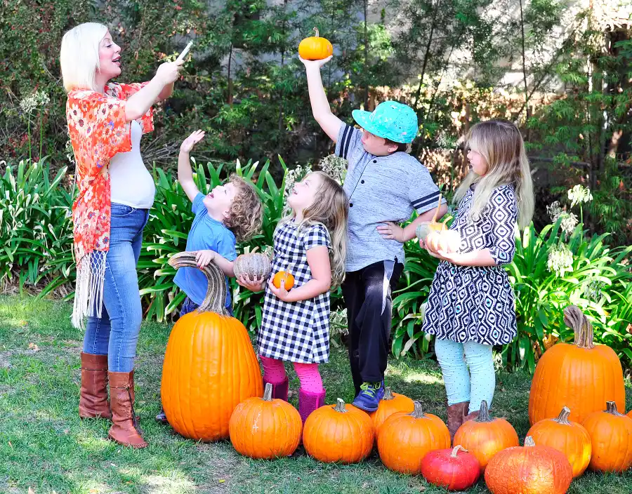 Tori Spelling Dean McDermott Liam Stella Hattie Finn