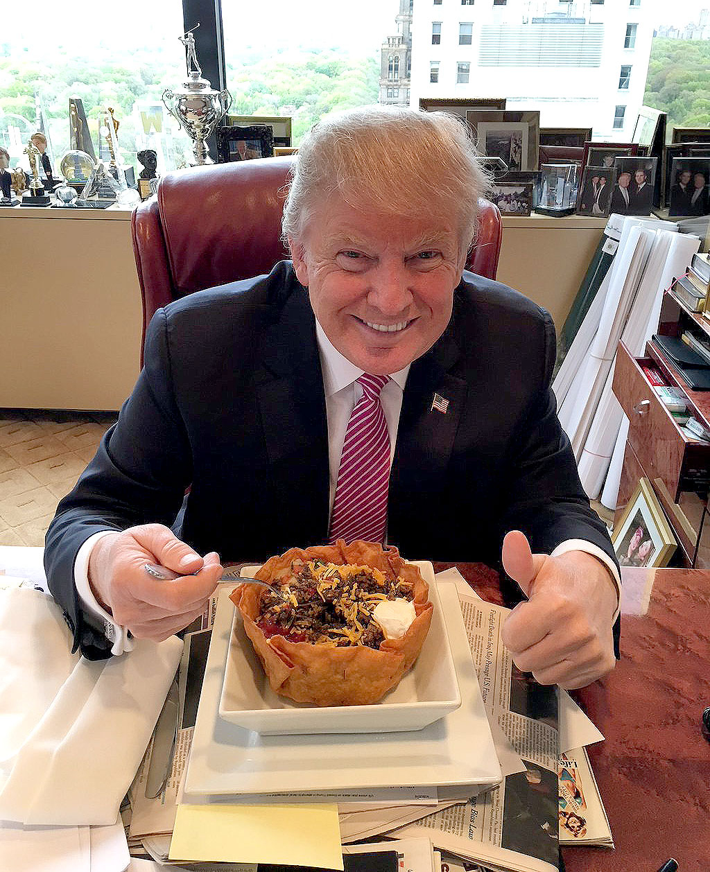 Trump taco bowl 2ed05407 cf8d 463d bd51 eb426ee6ef17