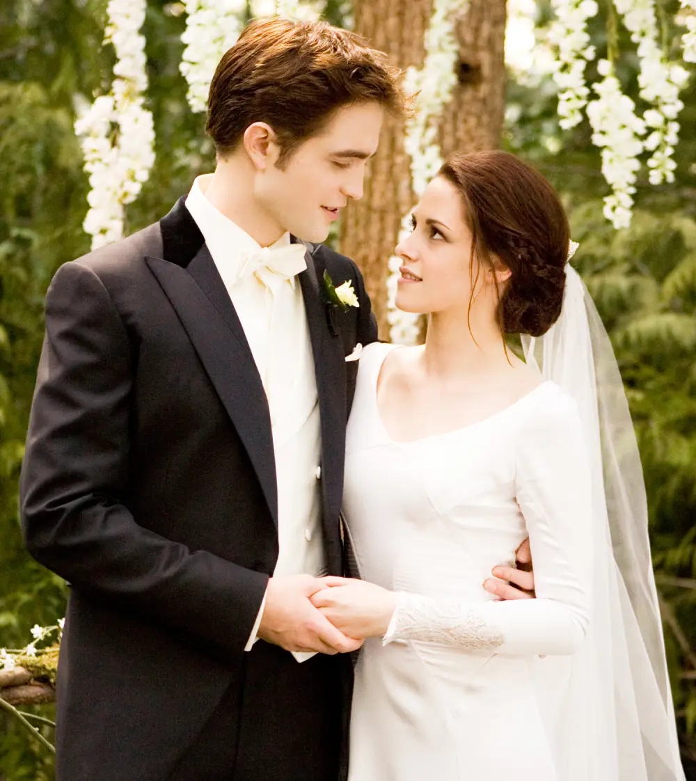 Robert Pattinson and Kristen Stewart