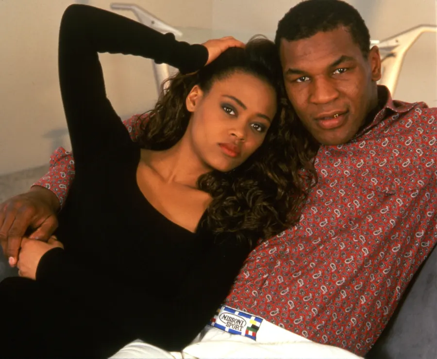 Tysonandrobin 876db778 9f1a 499e 9da9 961fd7d82da8