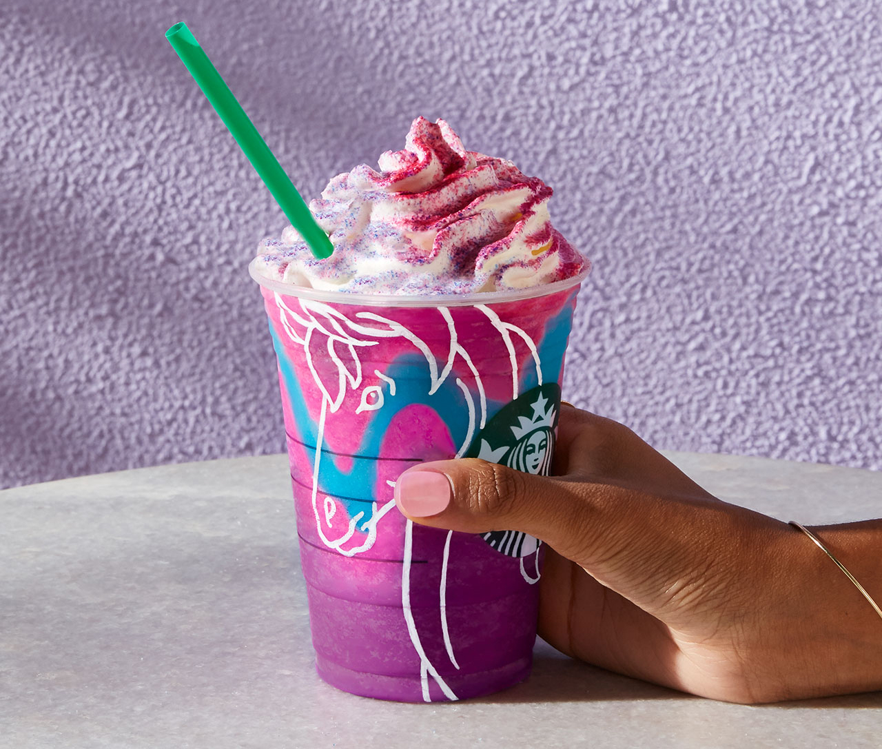 Unicorn frappuccino zoom 49e2e839 f368 4781 b9e4 abb8b12284ad