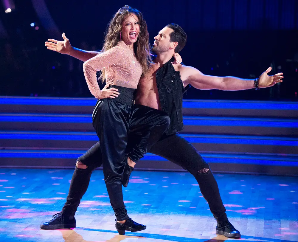 Vanessa Lachey Maksim Chmerkovskiy Dancing With The Stars