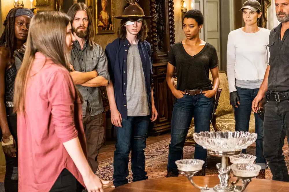 Katelyn Nacon as Enid, Danai Gurira as Michonne, Tom Payne as Paul 'Jesus' Rovia, Chandler Riggs as Carl Grimes, Sonequa Martin-Green as Sasha Williams, Lauren Cohan as Maggie Greene, Andrew Lincoln as Rick Grimes - The Walking Dead