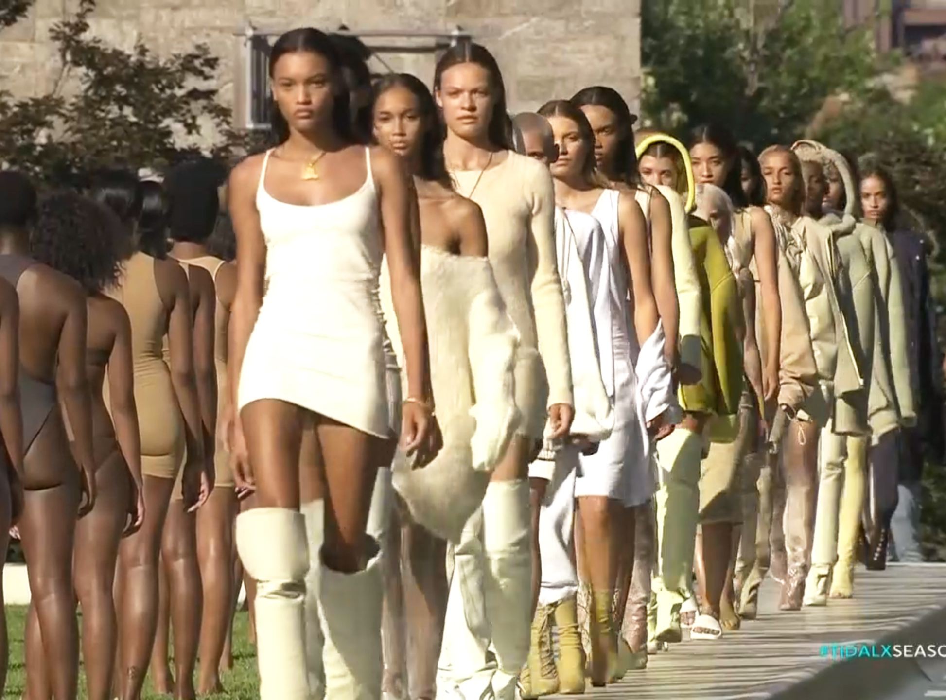 Yeezy season 4 a529b782 9c6f 4db7 9762 93e17eb54162