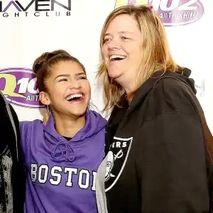 Zendaya claire stoermer zoom 80404258 1aa2 4b9c bf91 4104cff7bfb9