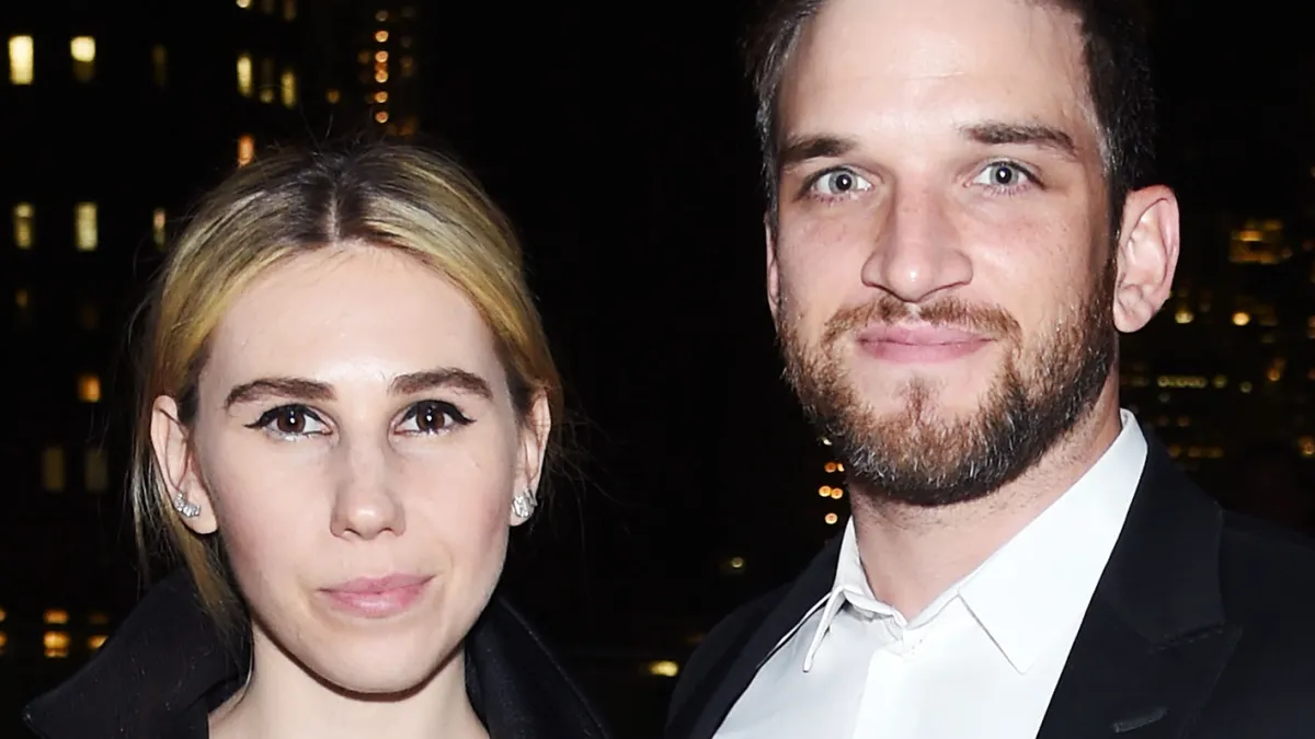 Zosia Mamet Evan Jonigkei